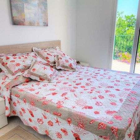Ue Marin Villa Черво Екстериор снимка