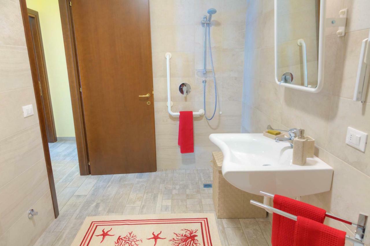 Ue Marin Villa Черво Екстериор снимка